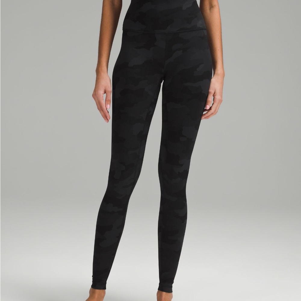 Lululemon Align High-Rise Pant 25” Size 2 Camo